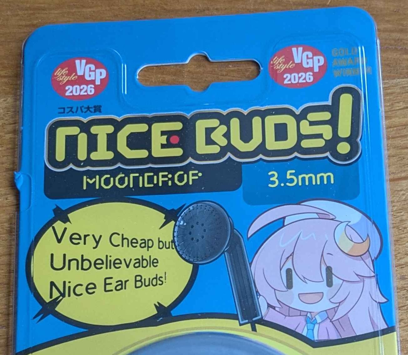 picture of the headphones